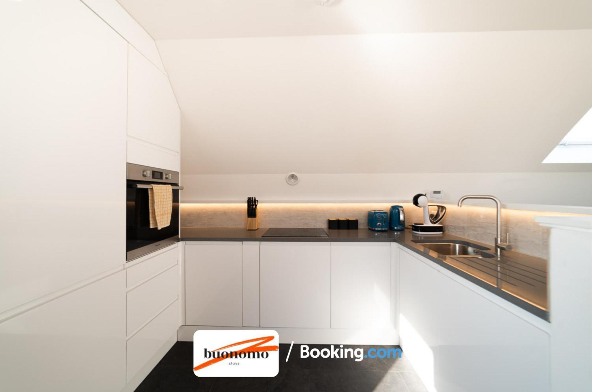 Two Bedroom Apartment At Buonomo Stays Short Lets & Serviced Accommodation 런던 외부 사진